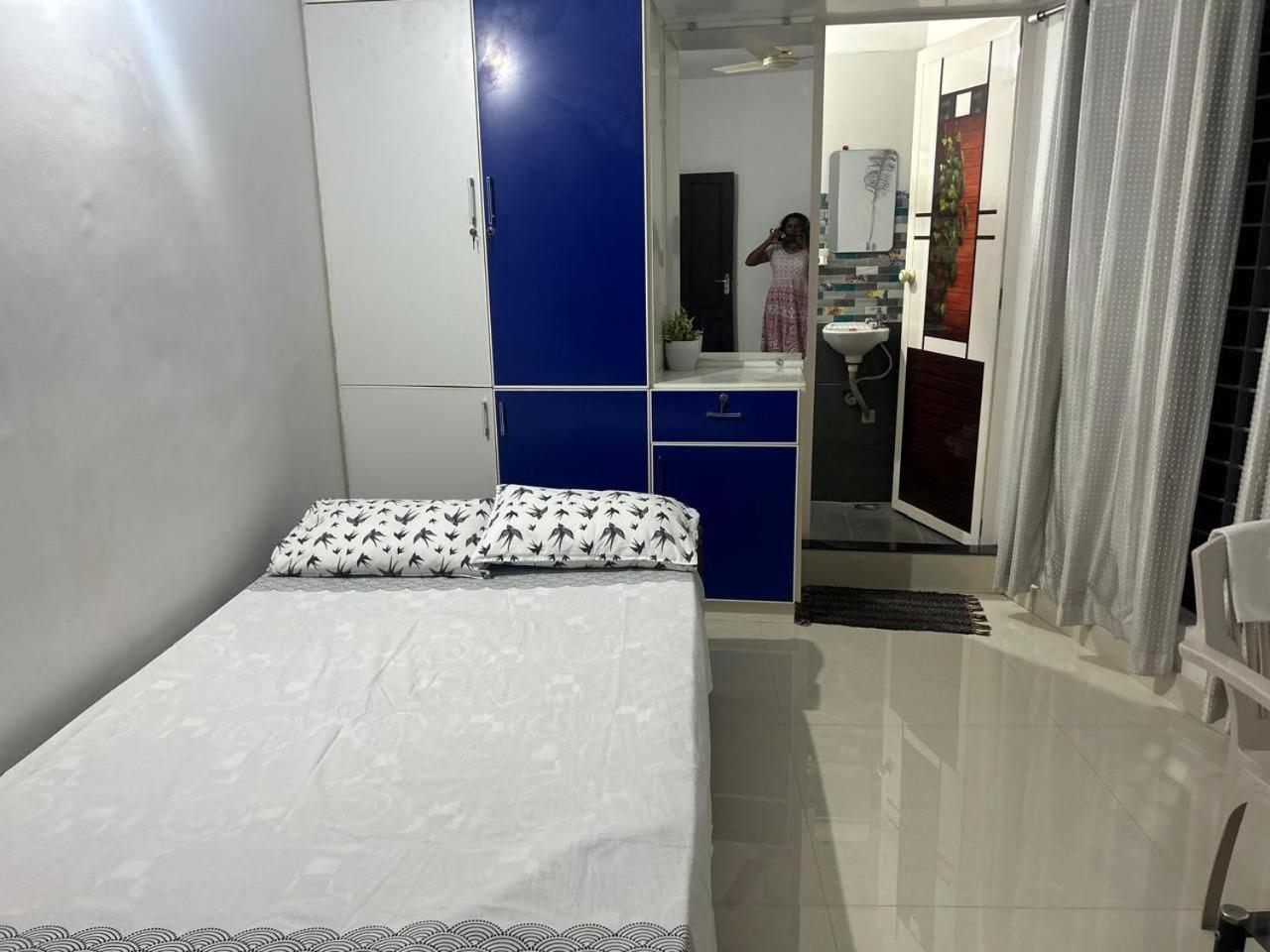 Chaithritha Ladies Homestay Thiruvananthapuram Exterior photo