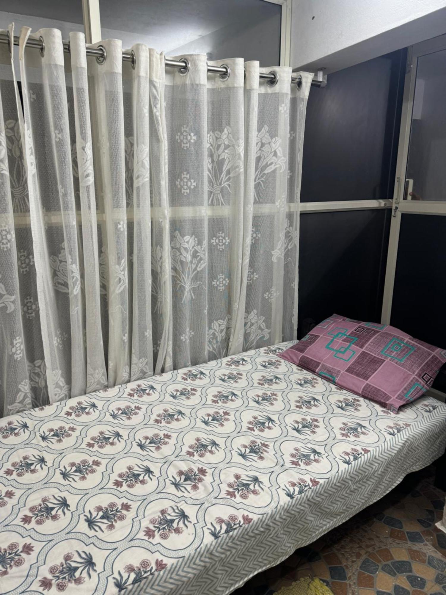 Chaithritha Ladies Homestay Thiruvananthapuram Exterior photo